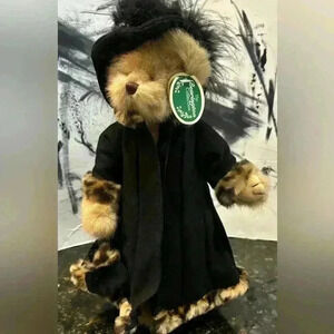 VINTAGE Bearington Bear Sabrina.  Retired 2006. Classic, Victorian, Collectible